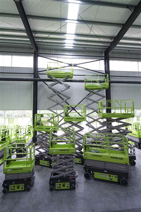 DC scissor lifts from Zoomlion