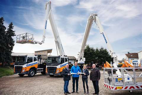 Bronto Skylift and Paul Becker teams standing in front of a work platform