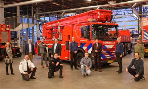Representatives of Kenbri Fire Fighting and IJsselland Safety Region agree deal for three new specialist Bronto Skylift platforms